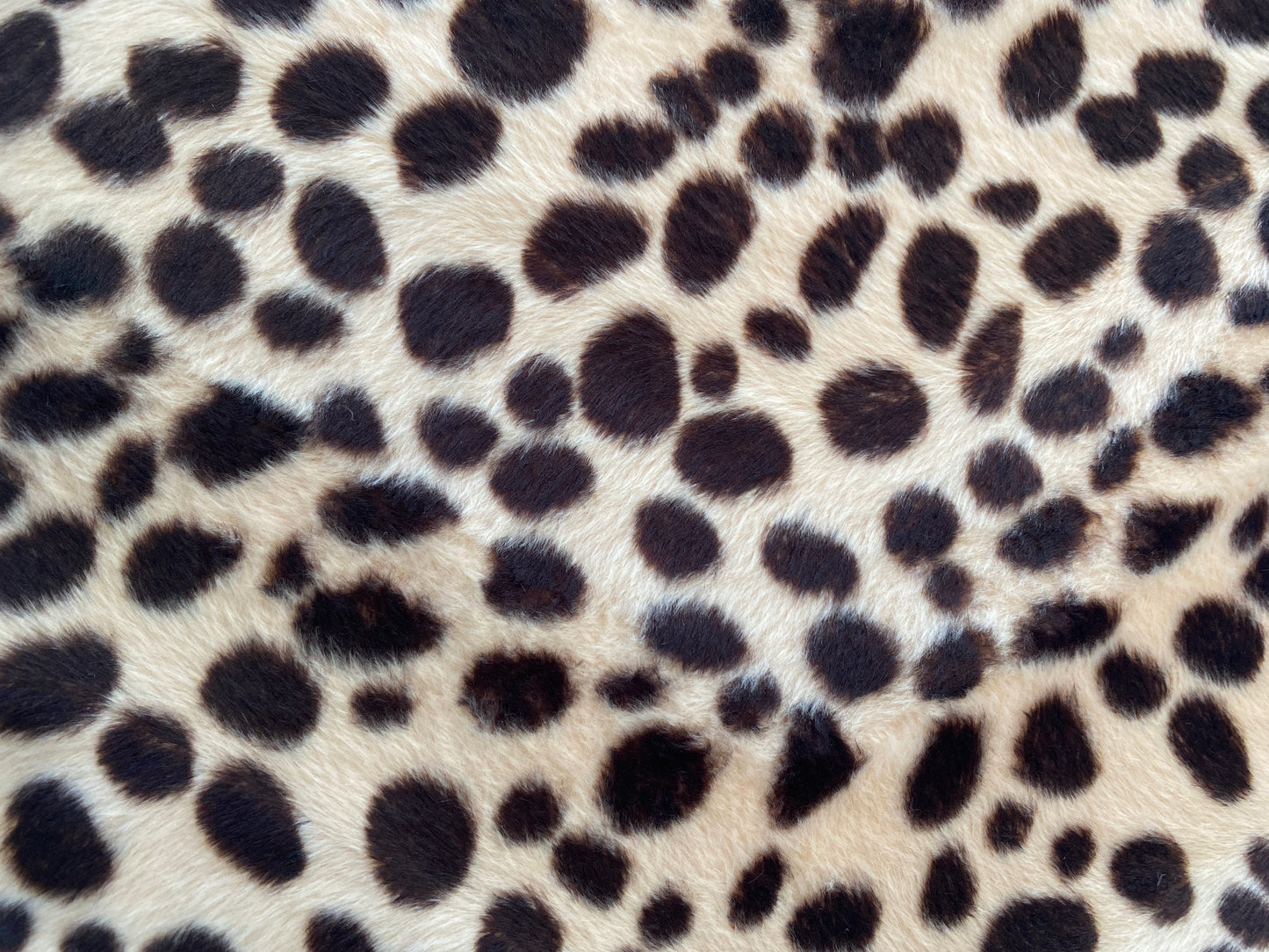 Soft and fluffy faux fur cheetah scrunchie - slim