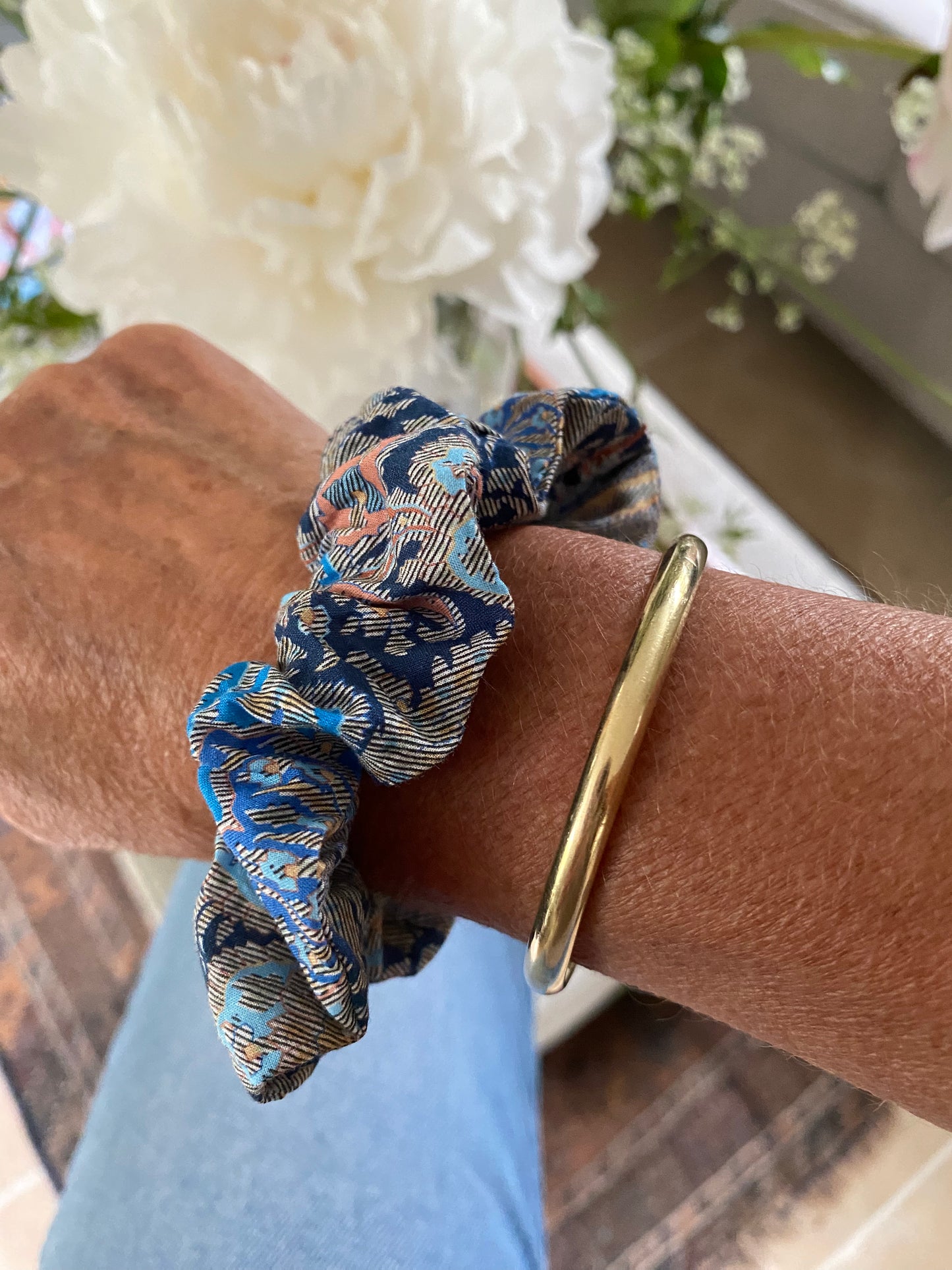 Blue paisley Liberty Tana Lawn scrunchie - skinny