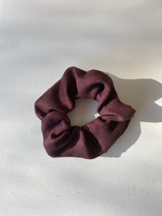 Faux suede scrunchie in burgundy - slim