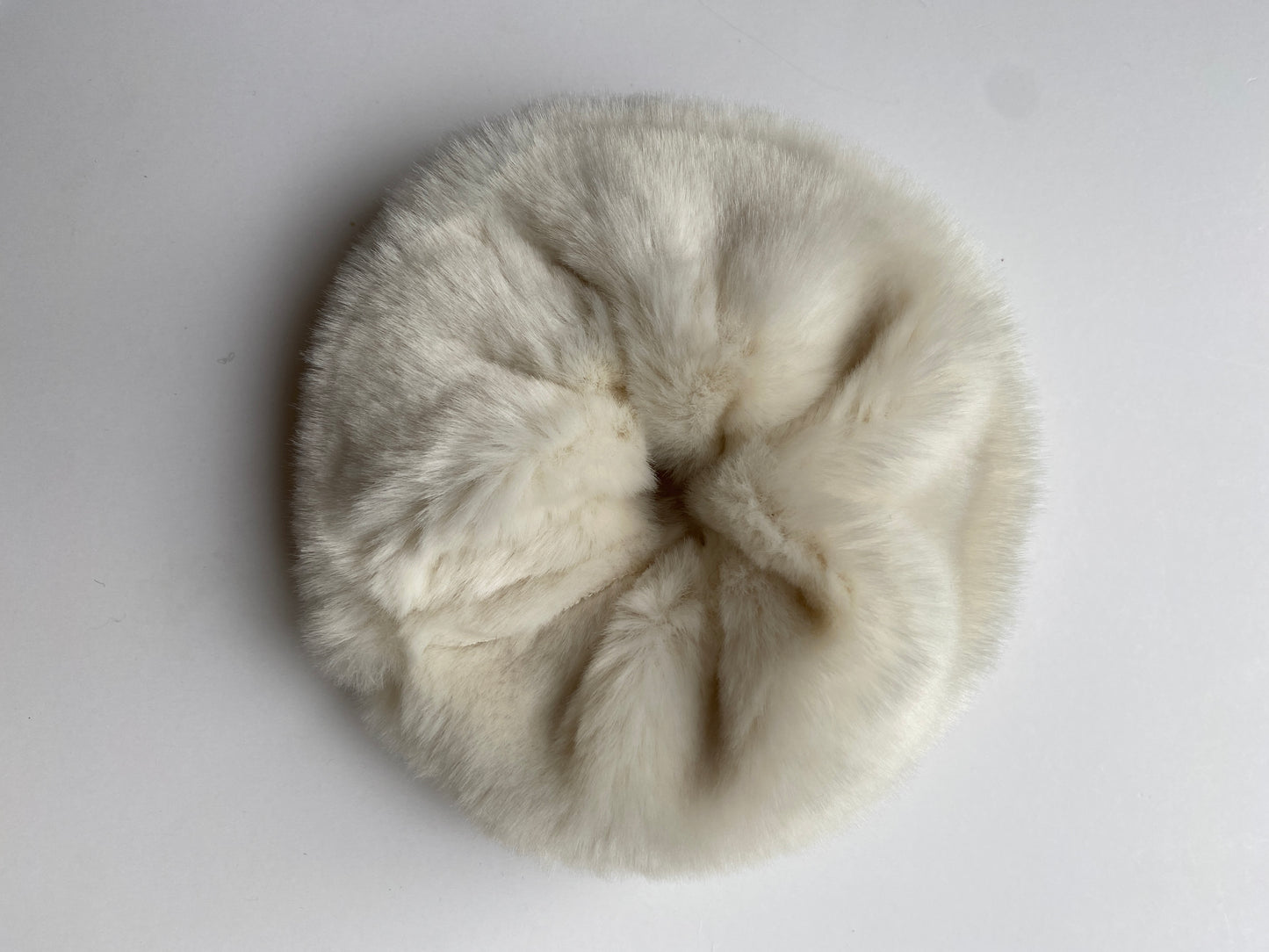 Cream faux fur scrunchie