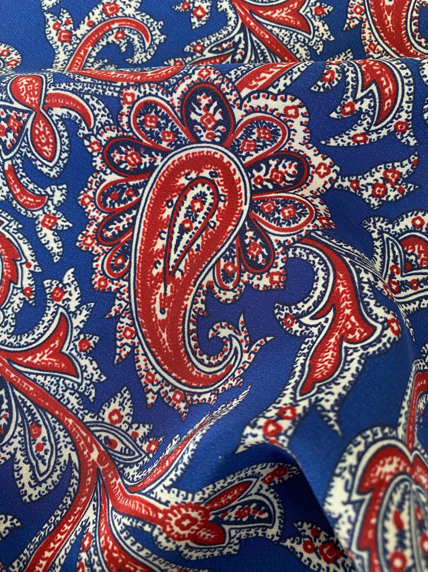 Beautiful cobalt silk paisley scrunchie with accents of red and white - slim