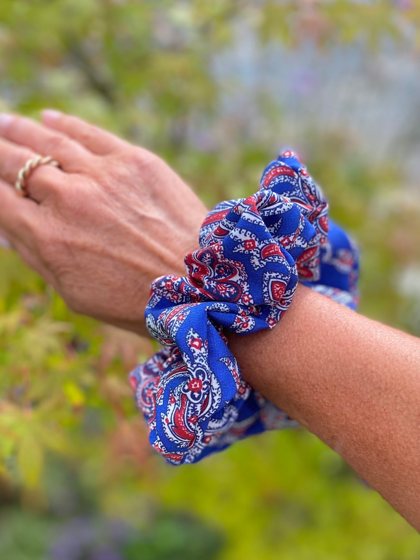 Beautiful cobalt silk paisley scrunchie with accents of red and white - slim